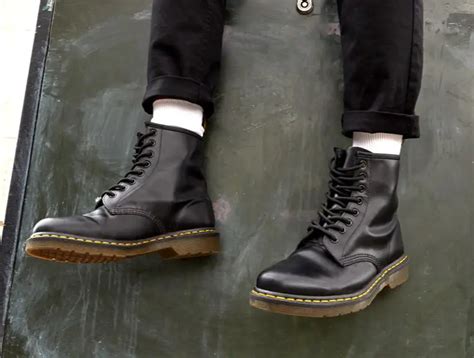 pennywise boots replica doc marten|cheap doc martens shoes.